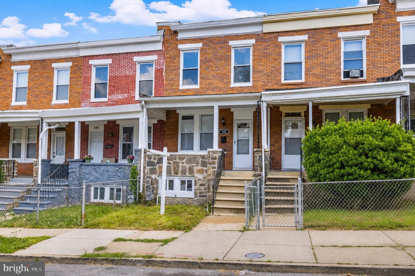 145 N Monastery Avenue photo 34