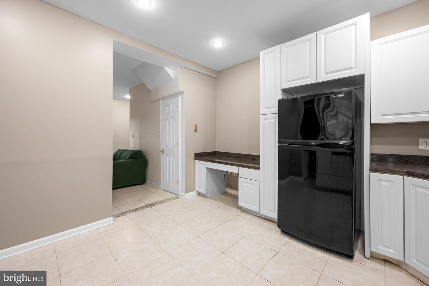 3527 Falls Road photo 10