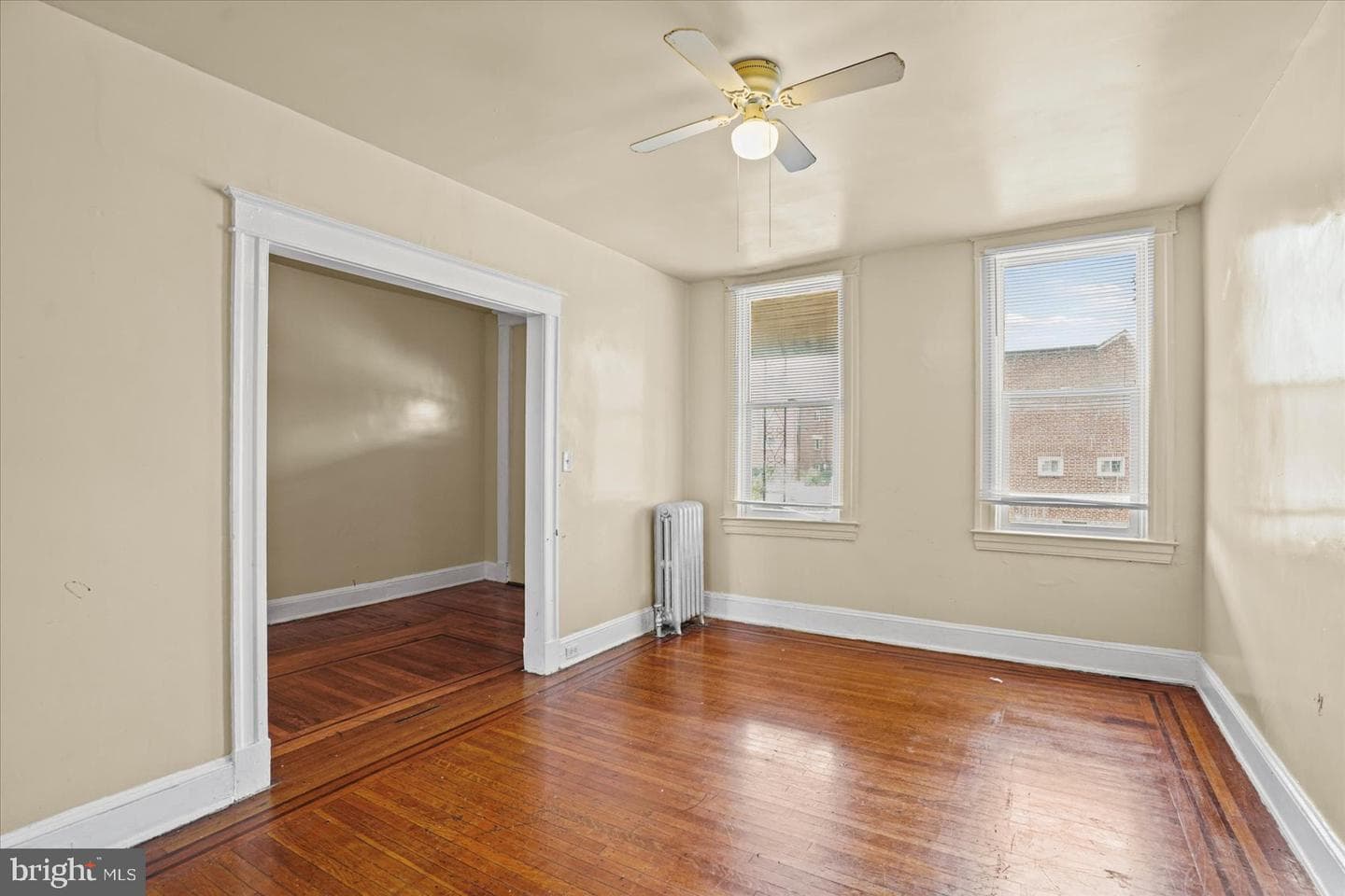 5033 Denmore Avenue photo 8