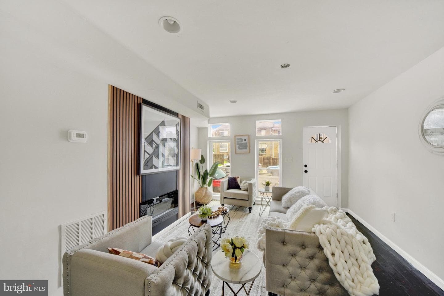 1632 Ashland Avenue photo 3
