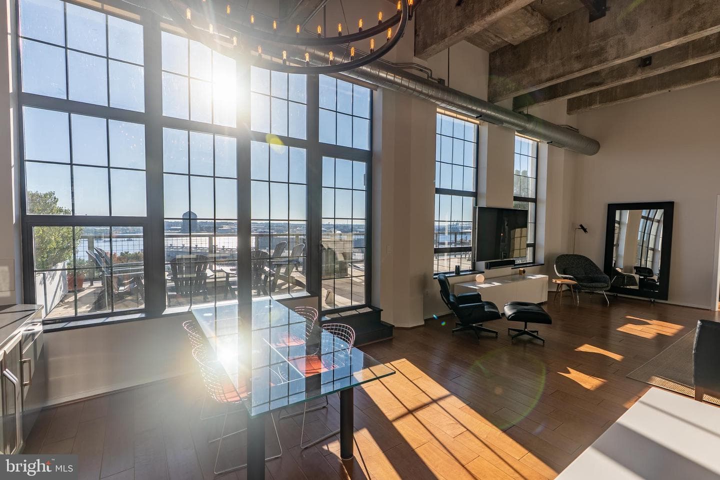 1200 Steuart Street #1413 photo 10