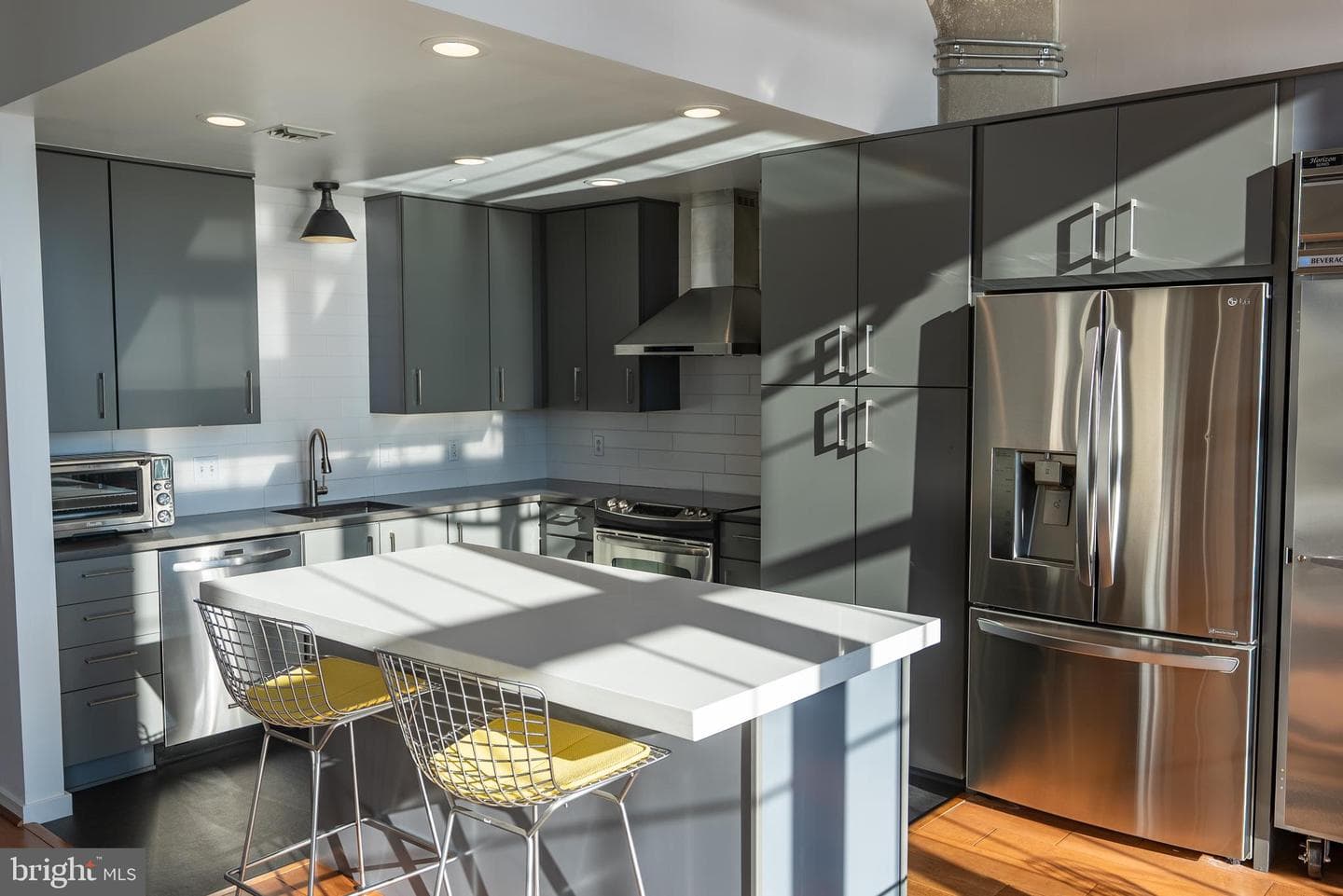 1200 Steuart Street #1413 photo 13