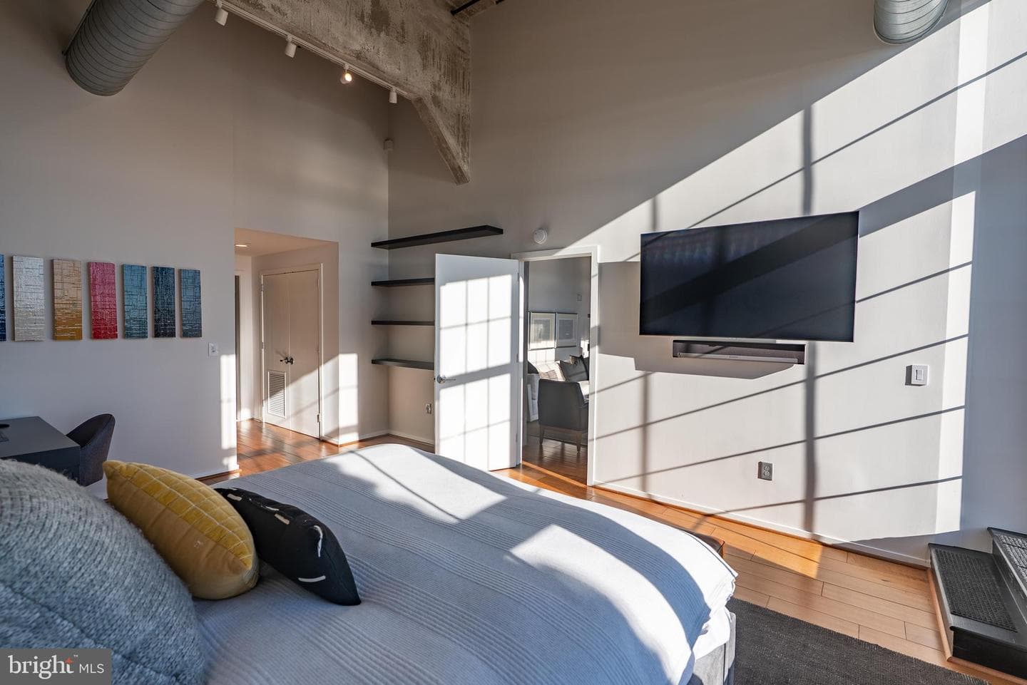 1200 Steuart Street #1413 photo 35