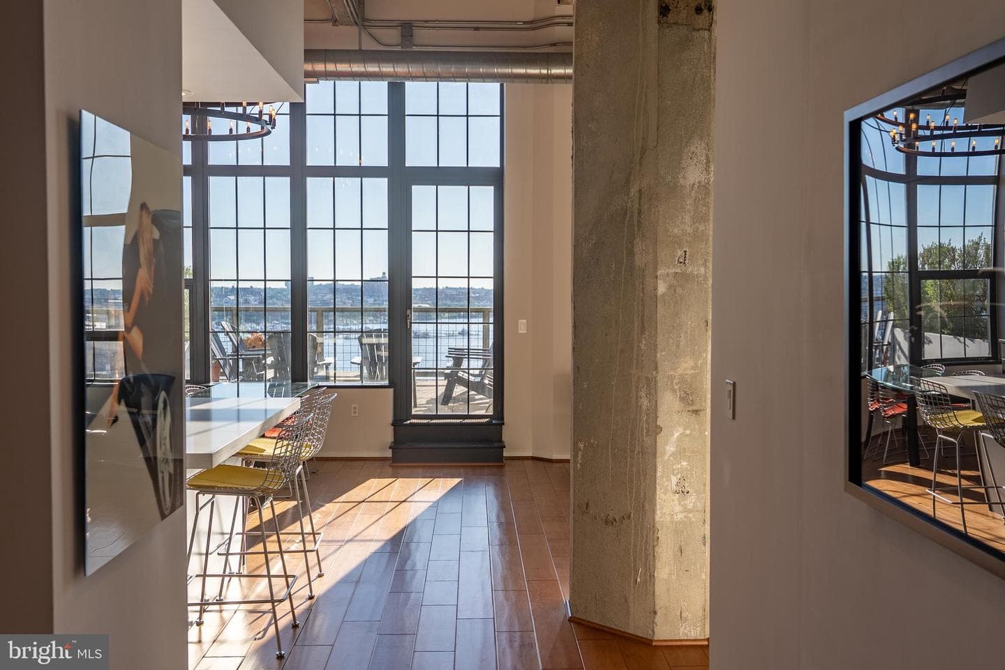 1200 Steuart Street #1413 photo 4