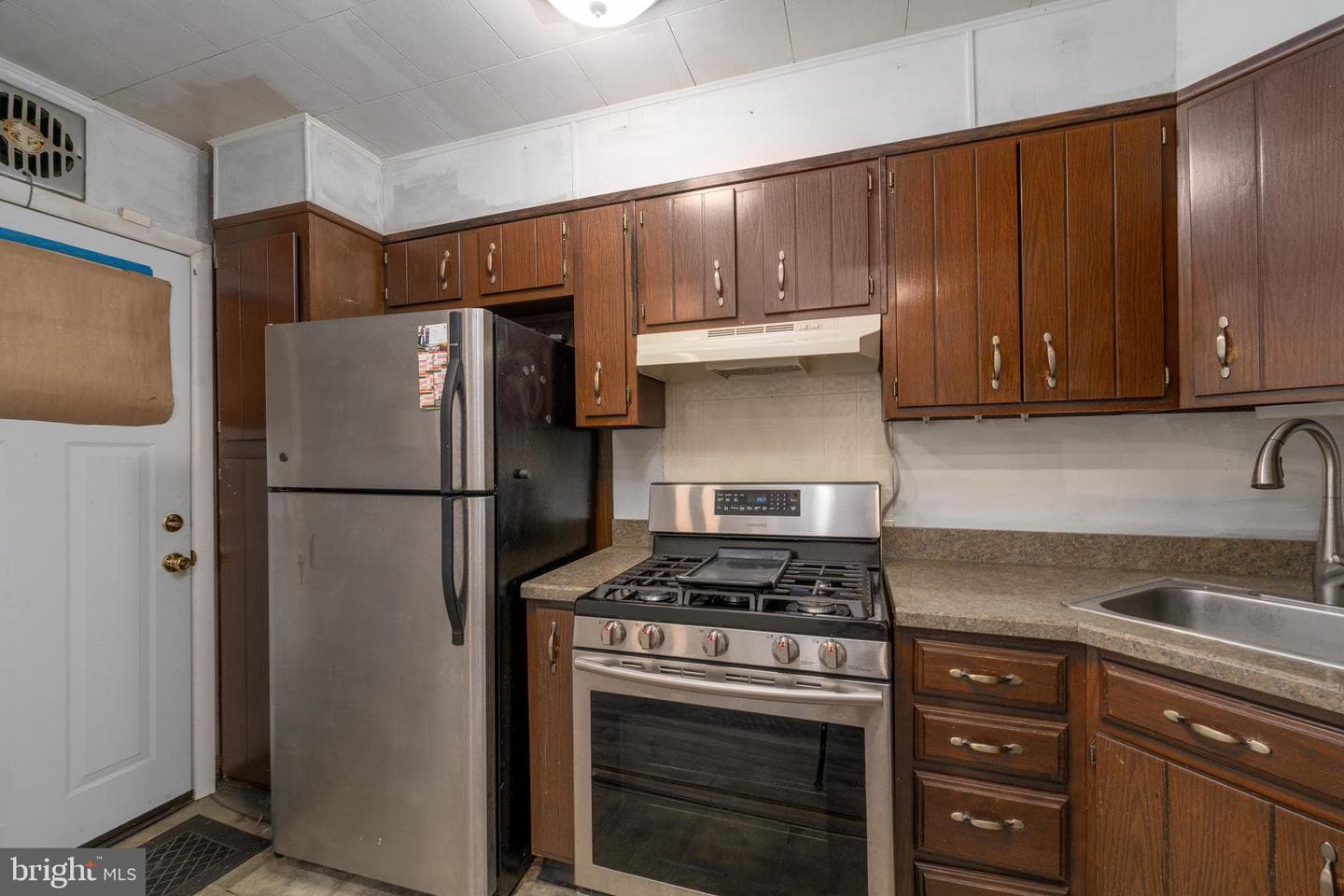 306 Imla Street photo 10