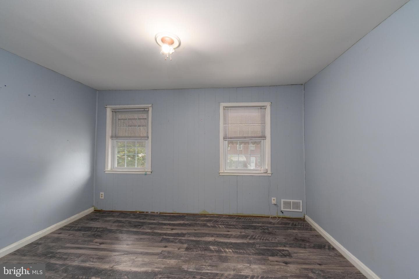 306 Imla Street photo 16