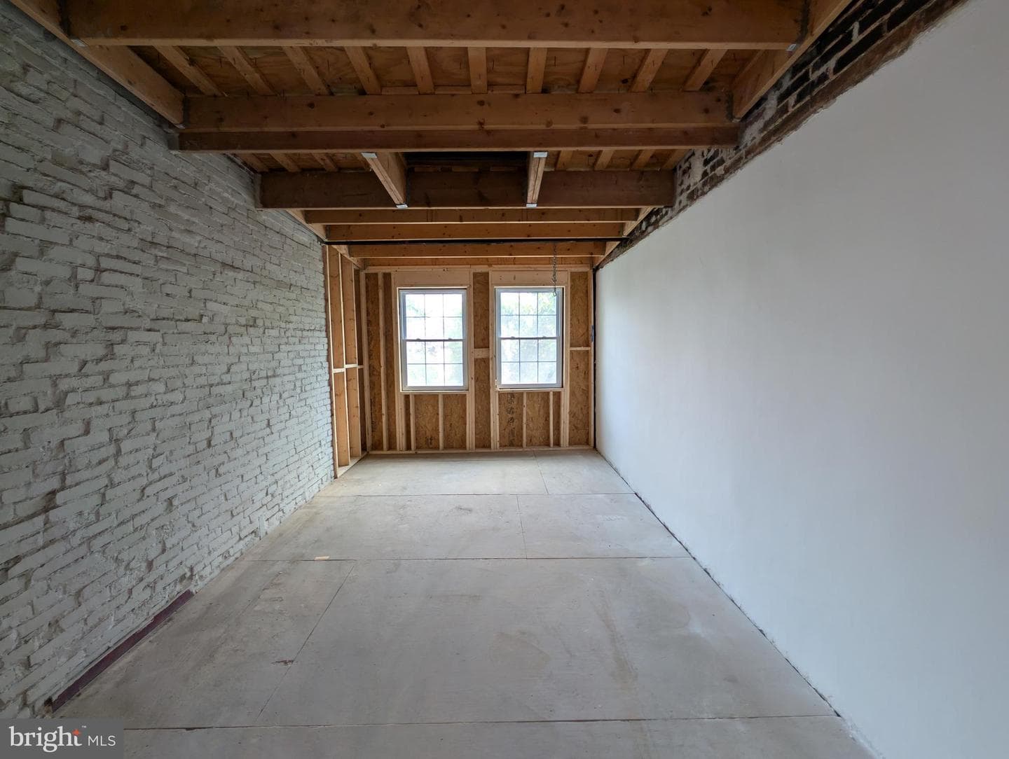 1821 W Fayette Street photo 7