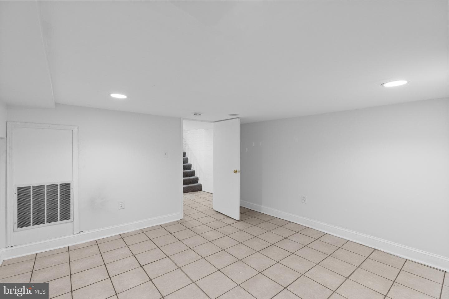 2319 Jefferson Street photo 35
