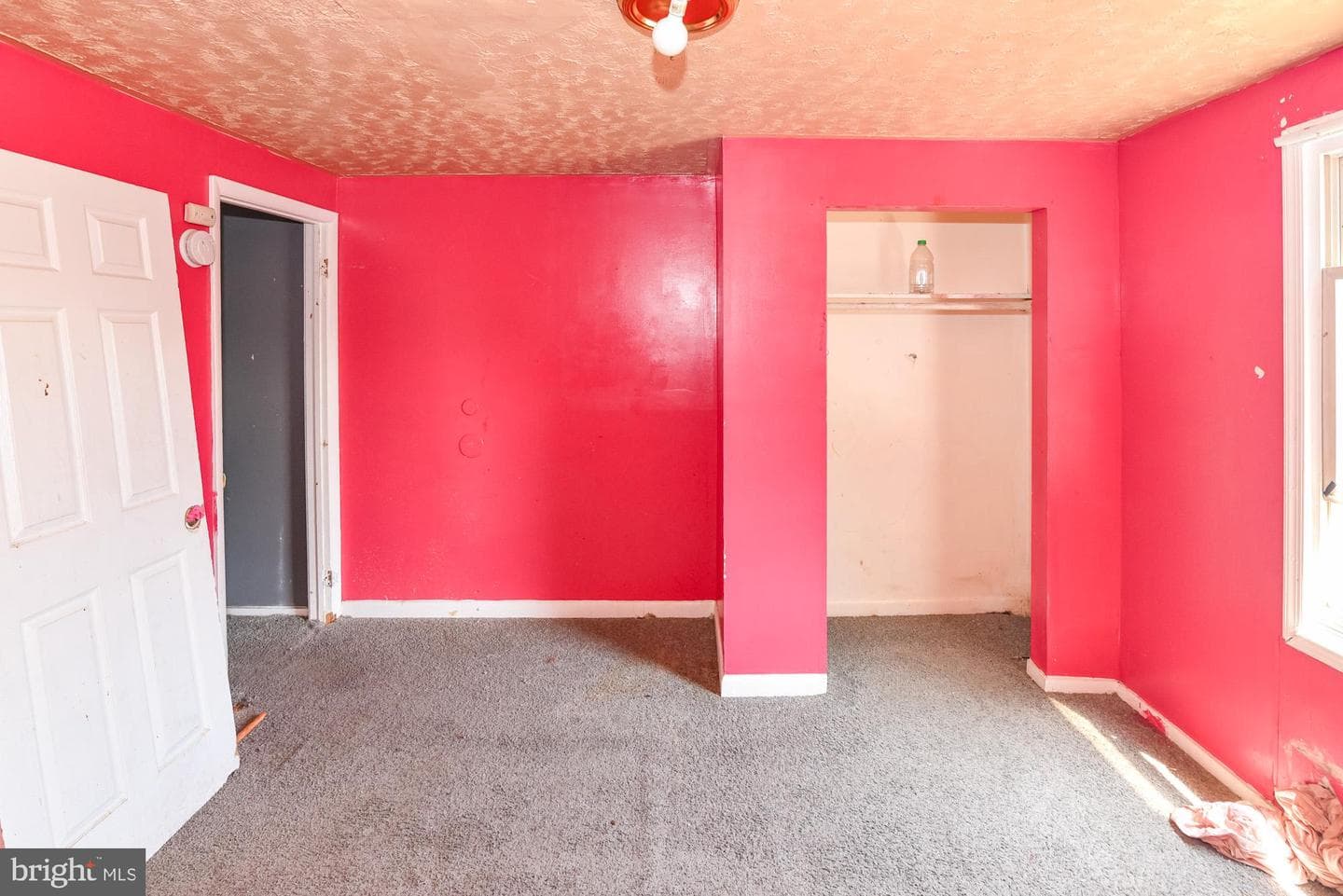 1063 W Lexington Street photo 28