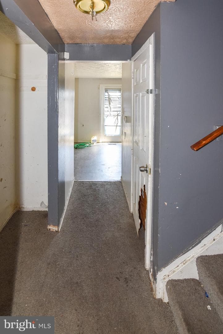 1063 W Lexington Street photo 8