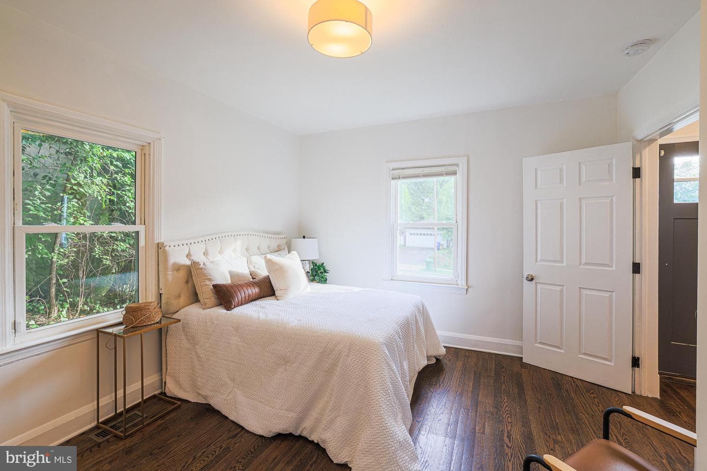 410 Kingston Road photo 16
