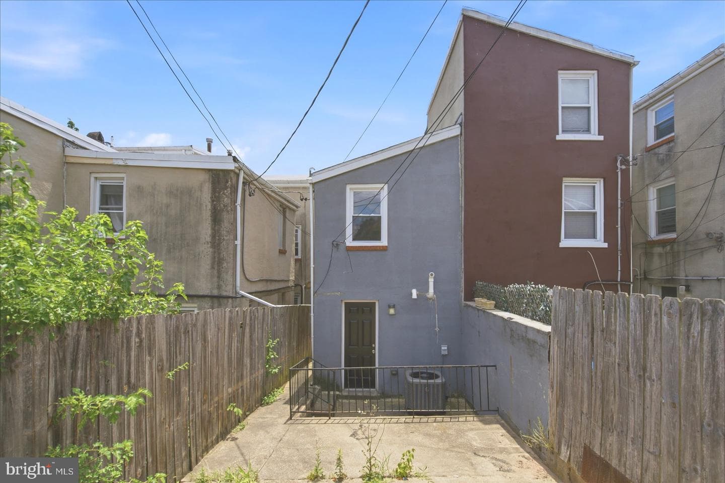 1224 E Eager Street photo 32