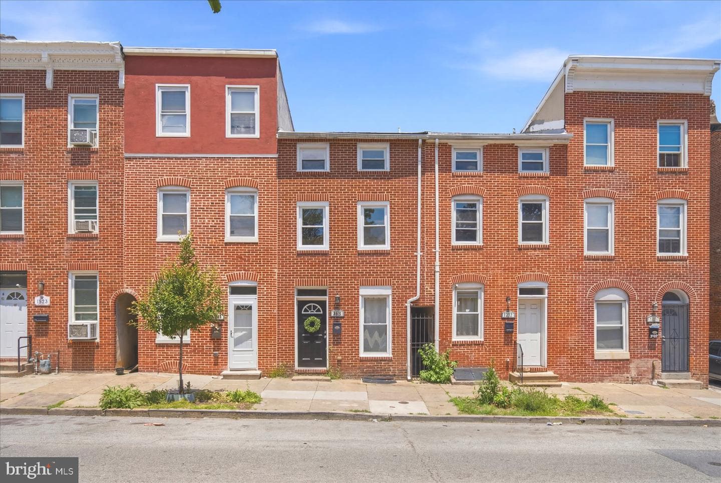 1224 E Eager Street photo 34
