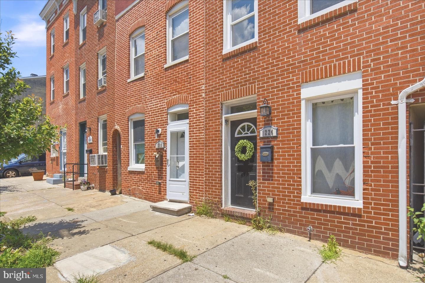 1224 E Eager Street photo 36