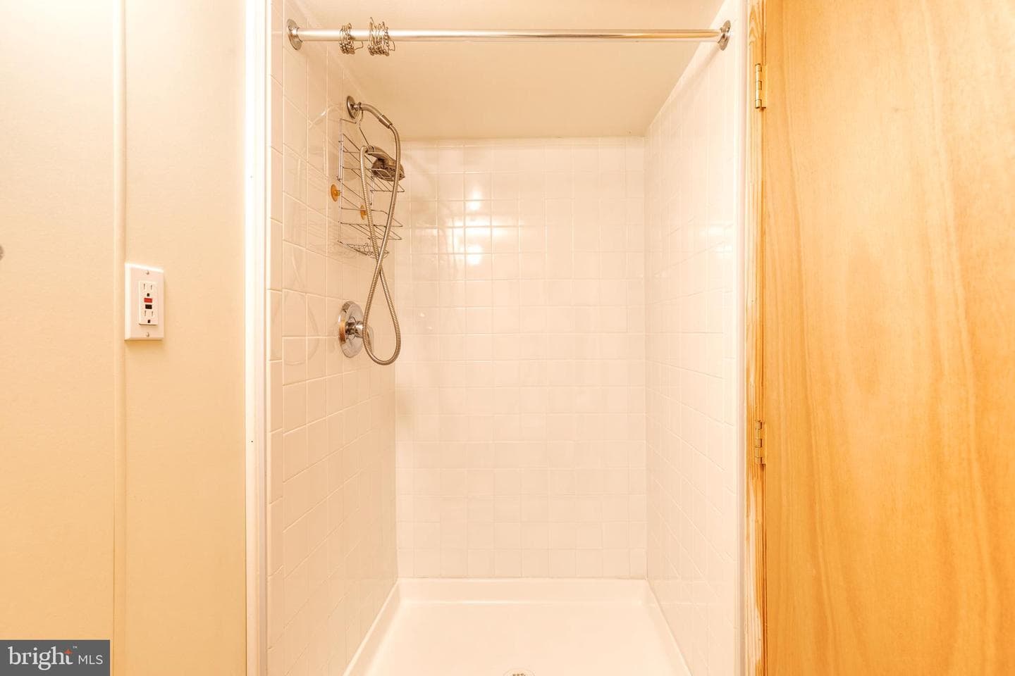 1330 Weldon Avenue photo 28