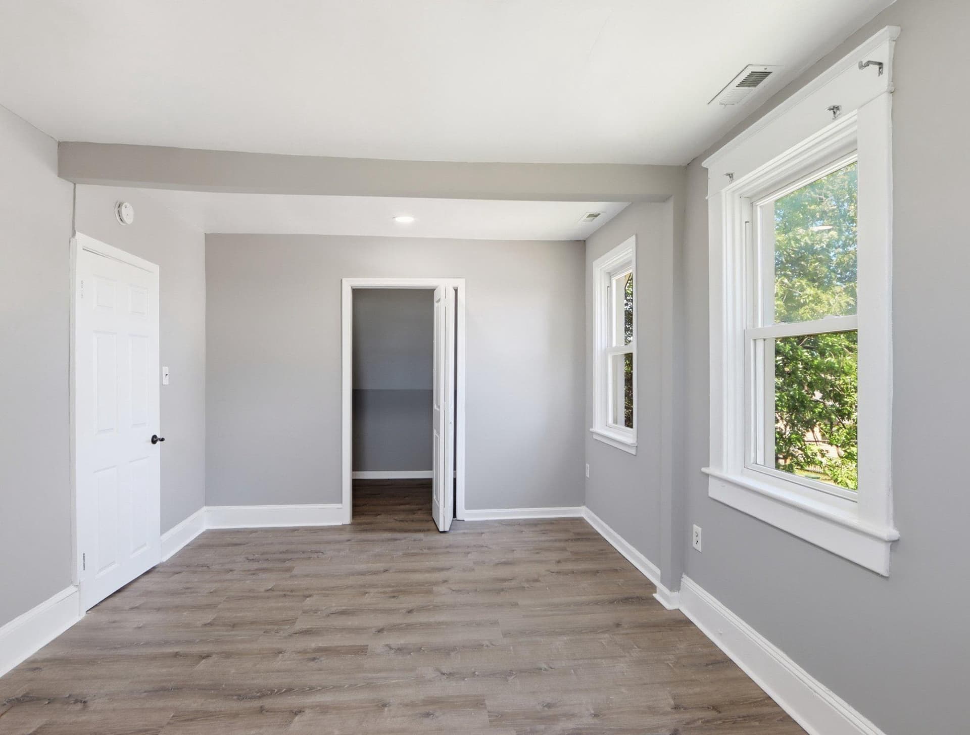 3605 Frankford photo 12