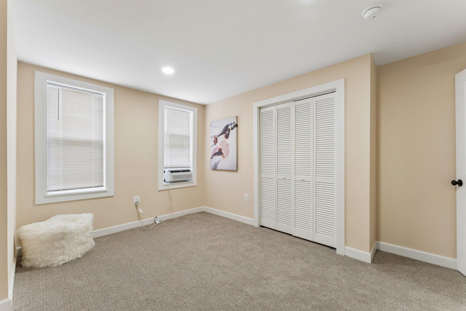 921 N Patterson Park Avenue photo 16