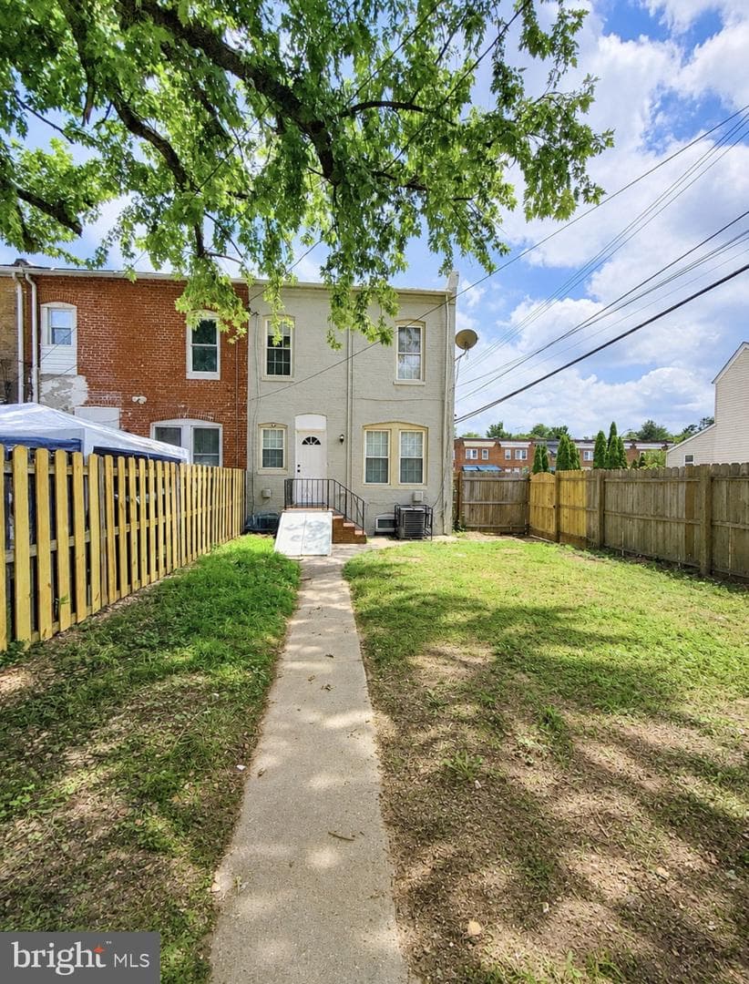 3740 Brooklyn Avenue photo 19