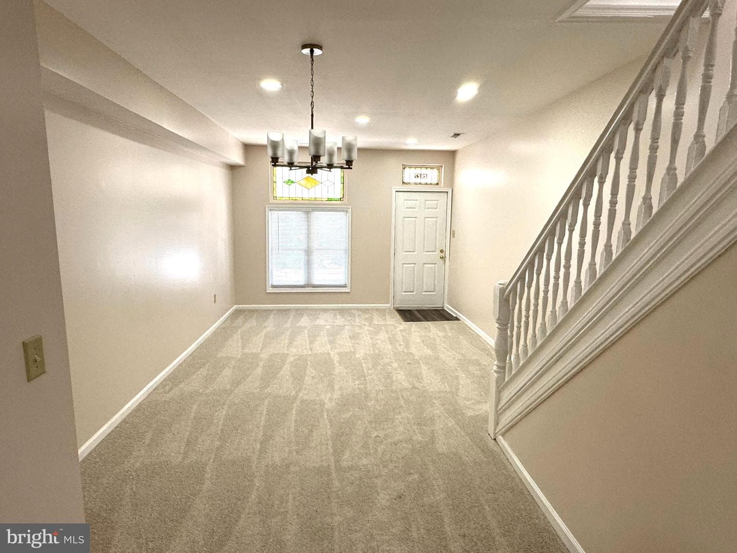 2627 Barclay Street photo 3