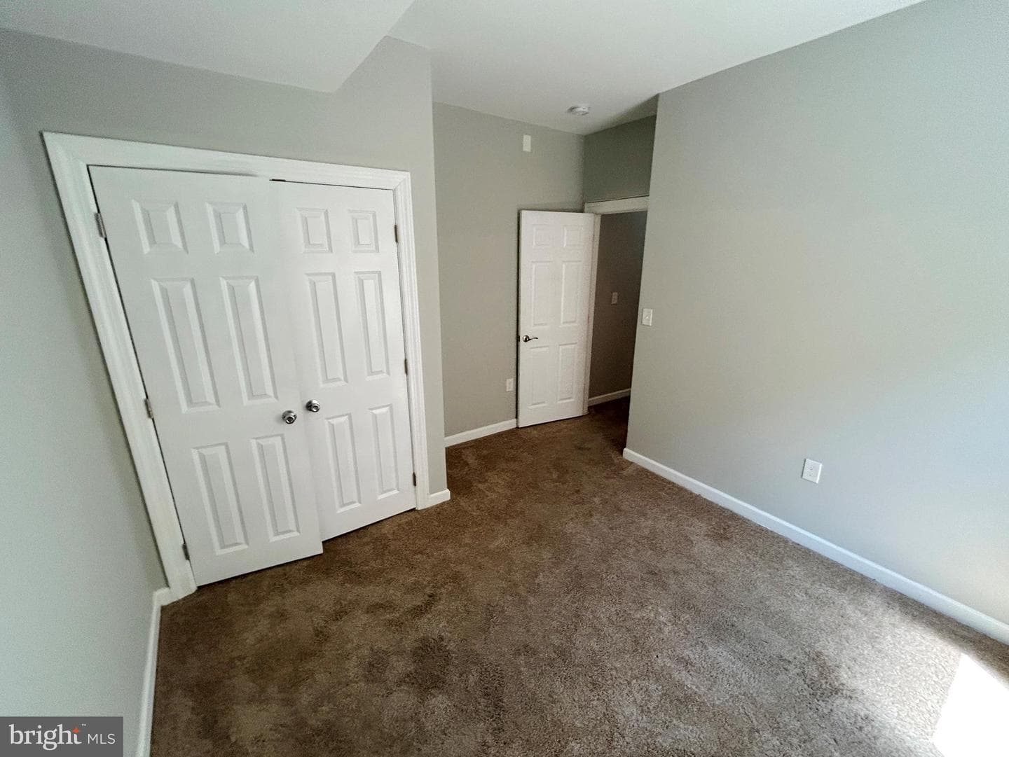 1529 Edmondson Avenue photo 17