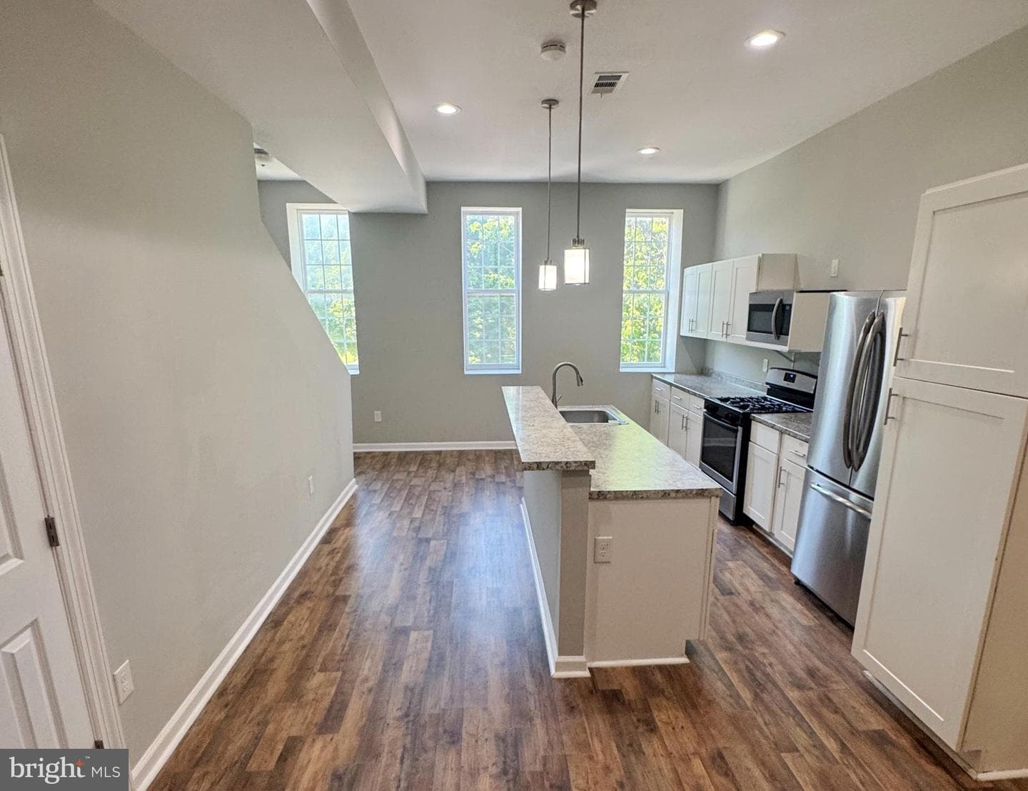 1529 Edmondson Avenue photo 9