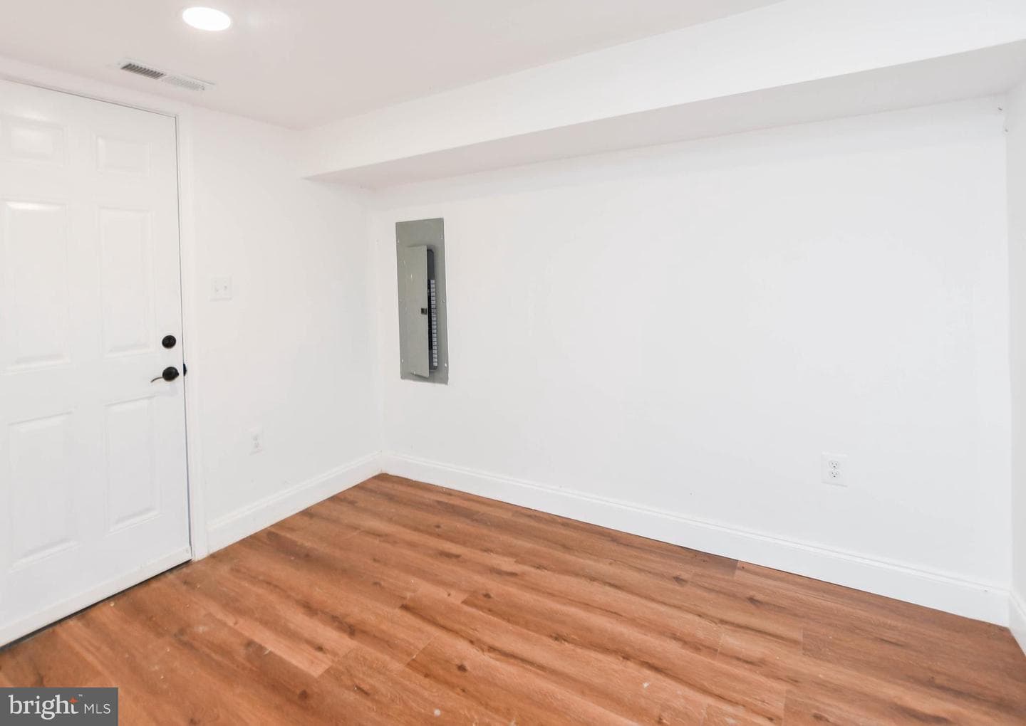 3817 Saint Margaret Street photo 31