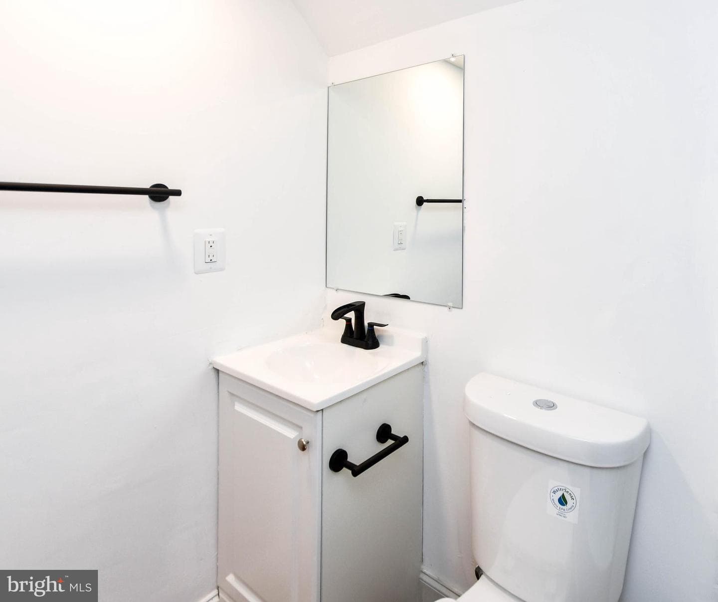 3817 Saint Margaret Street photo 37