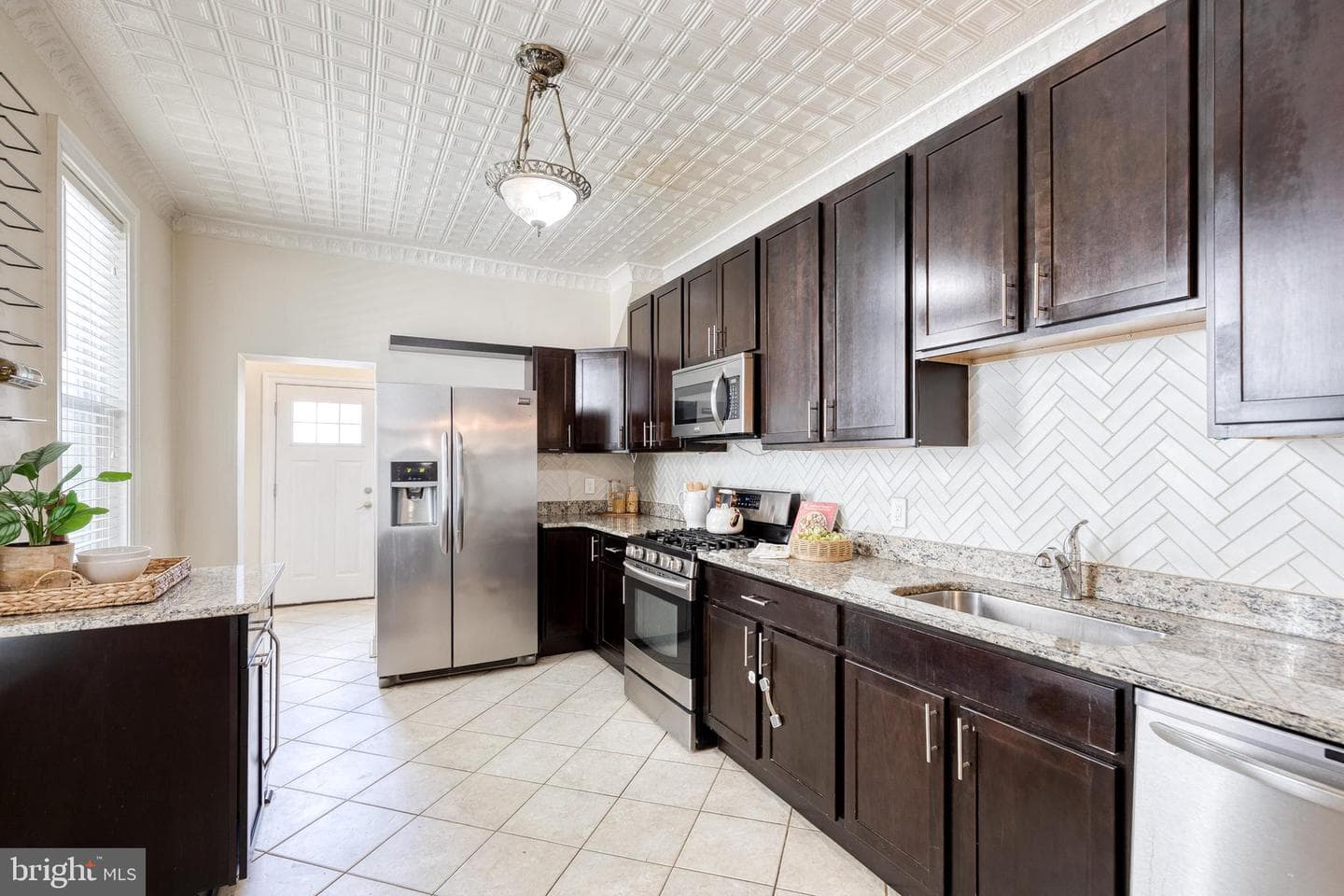 15 N Montford Avenue photo 13