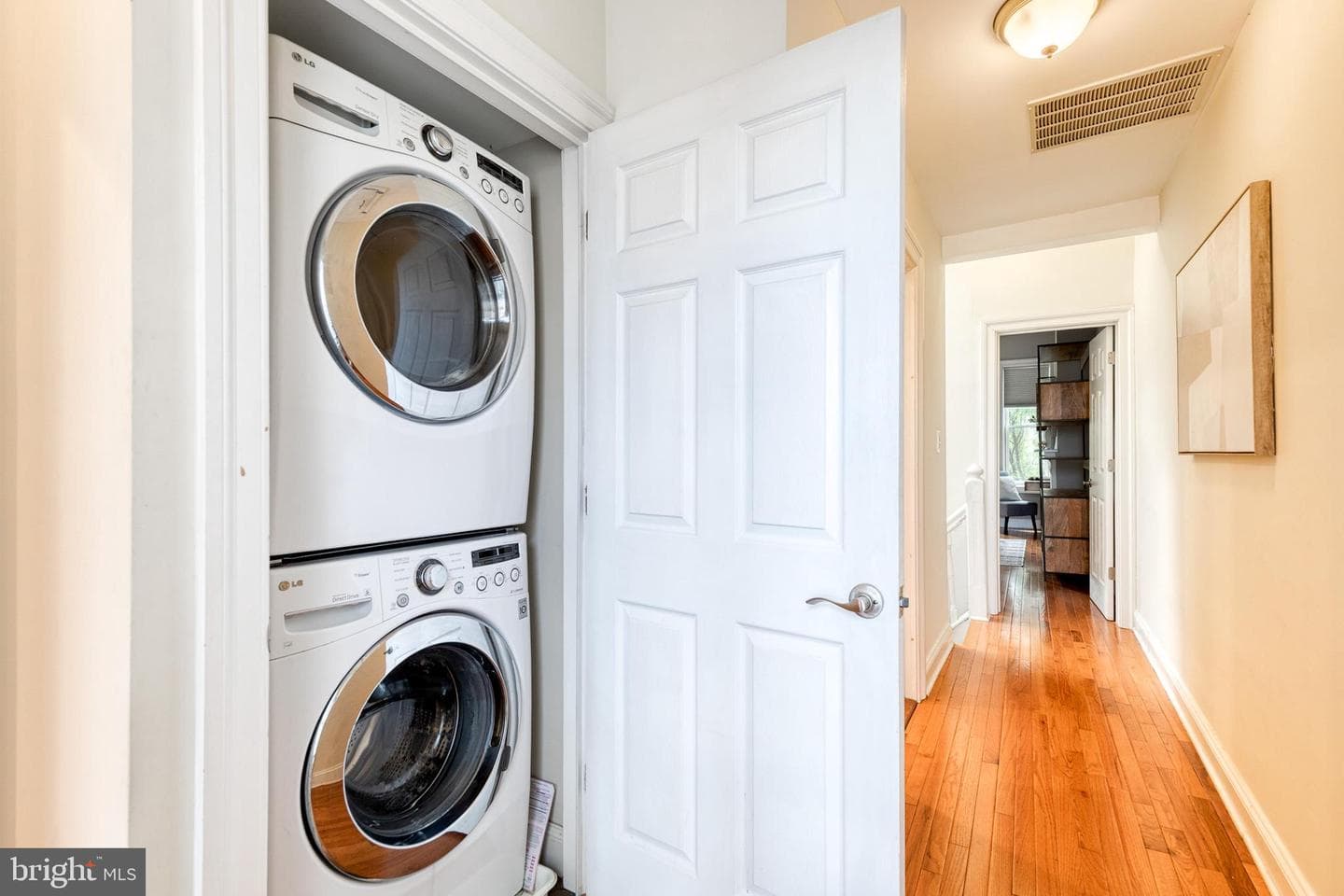 15 N Montford Avenue photo 30