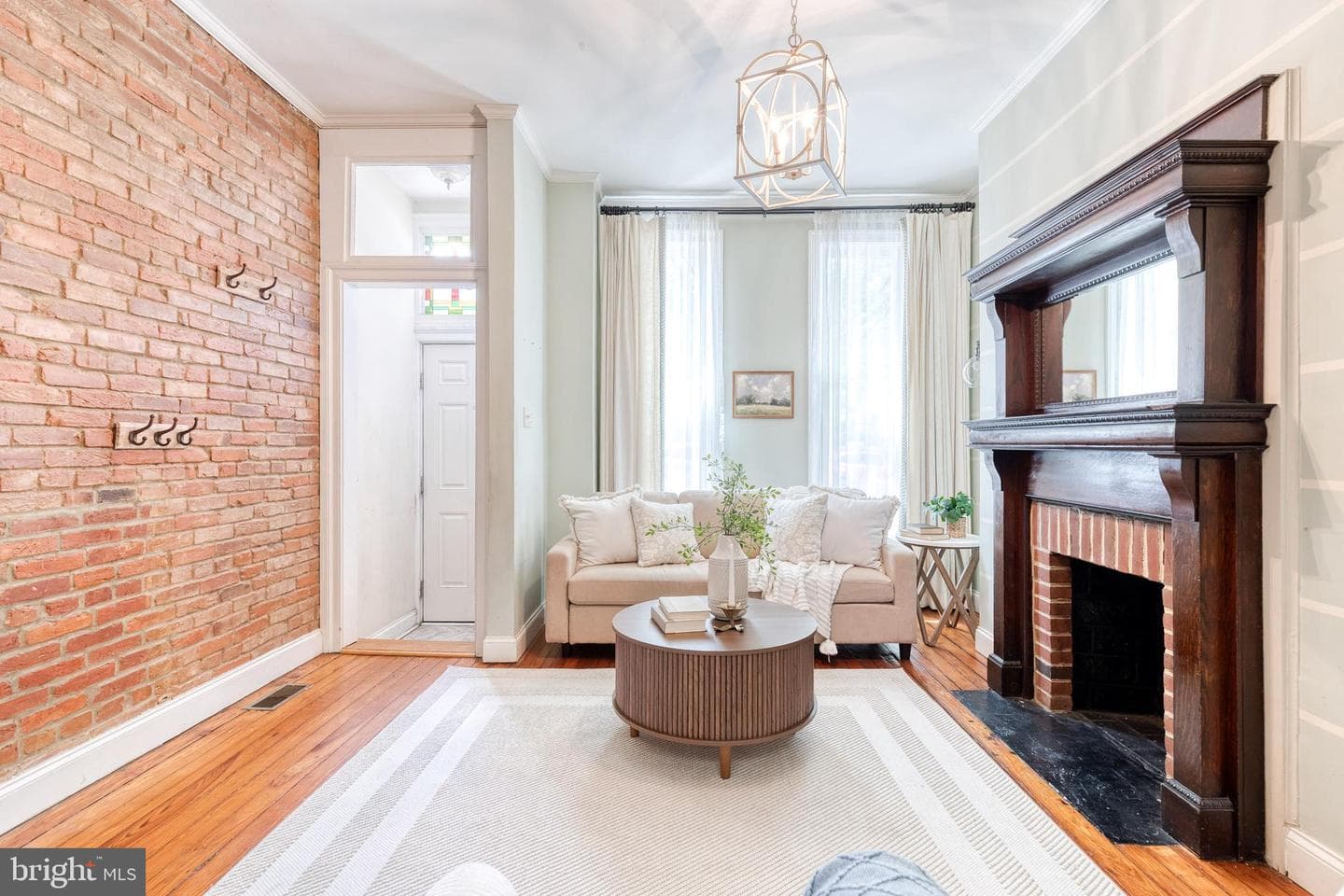 15 N Montford Avenue photo 5