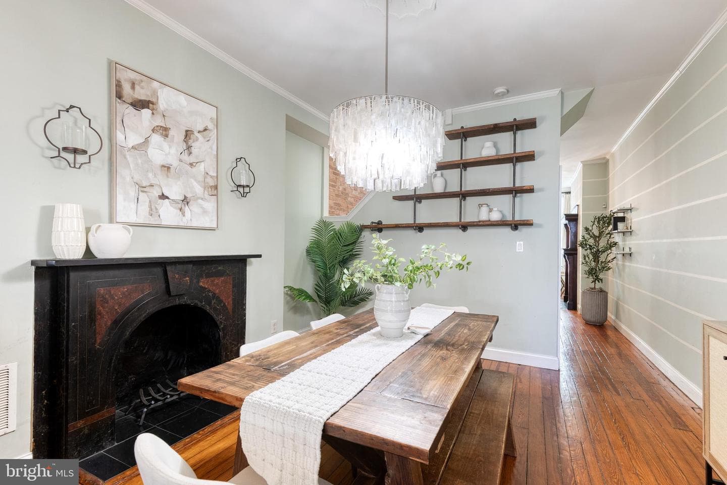 15 N Montford Avenue photo 9