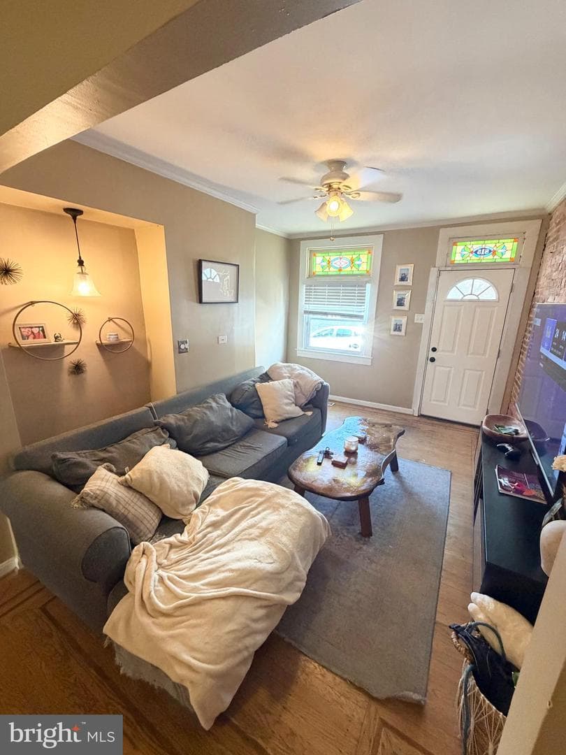 815 S Decker Avenue photo 3