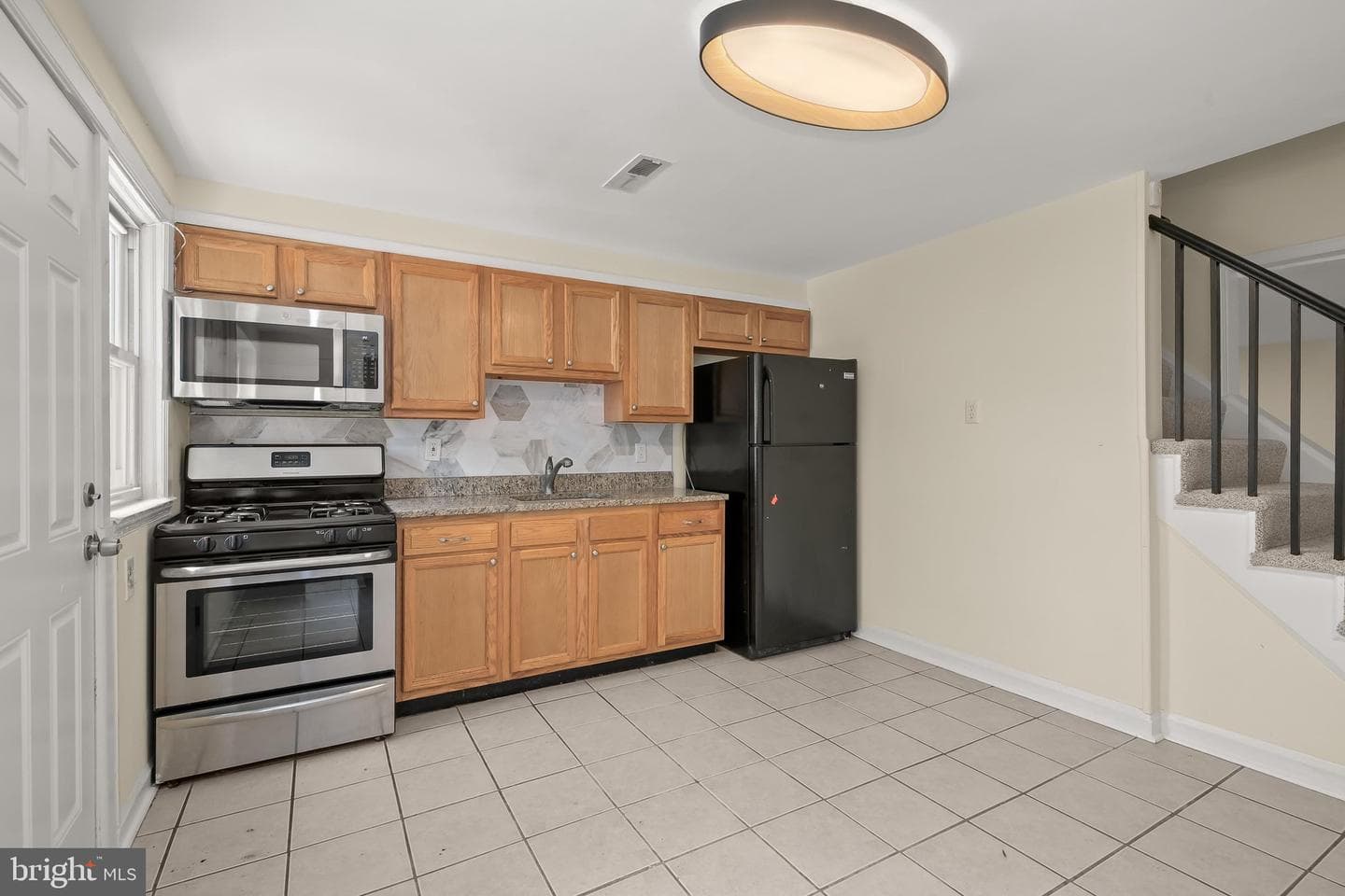 4711 Chatford Ave photo 9