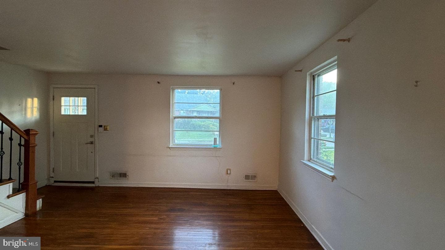 3608 Glenarm Avenue photo 6