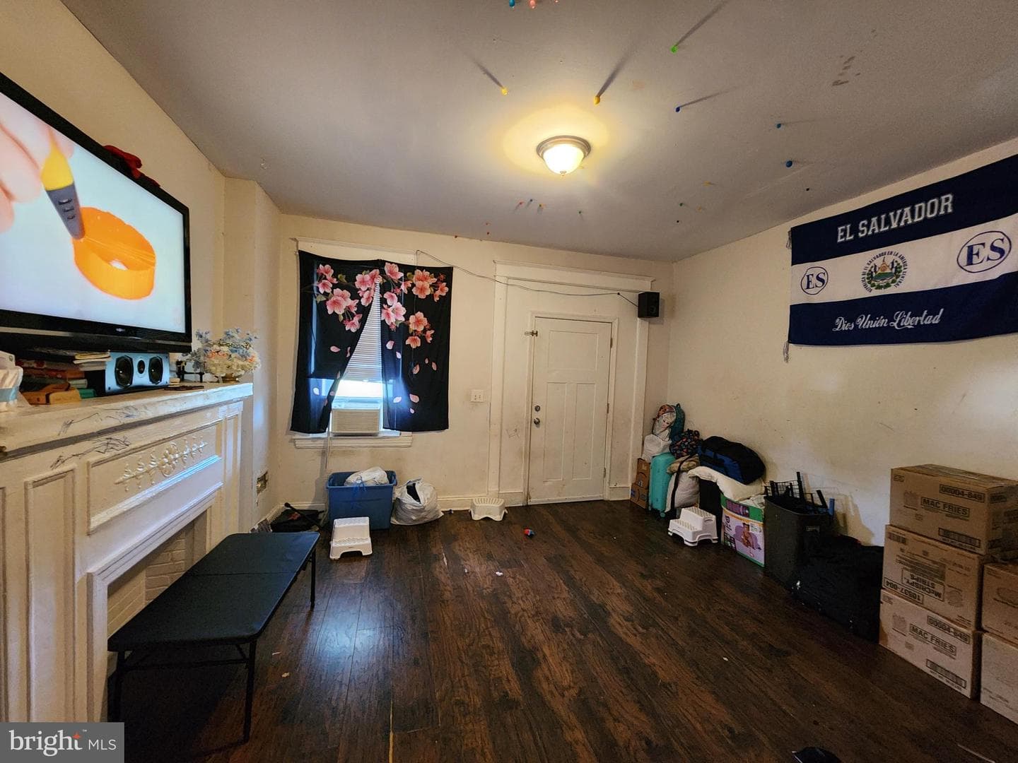 2514 Oswego Avenue photo 5