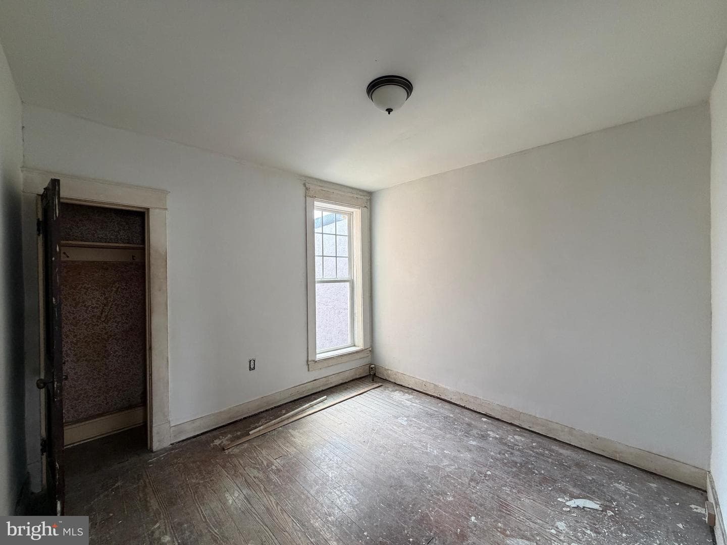 2327 W Lexington Street photo 14