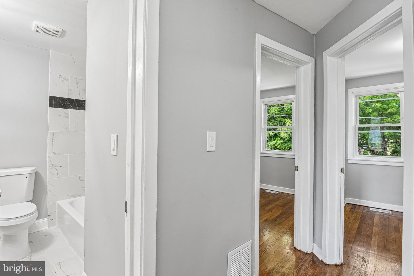 44 N Athol Avenue photo 31