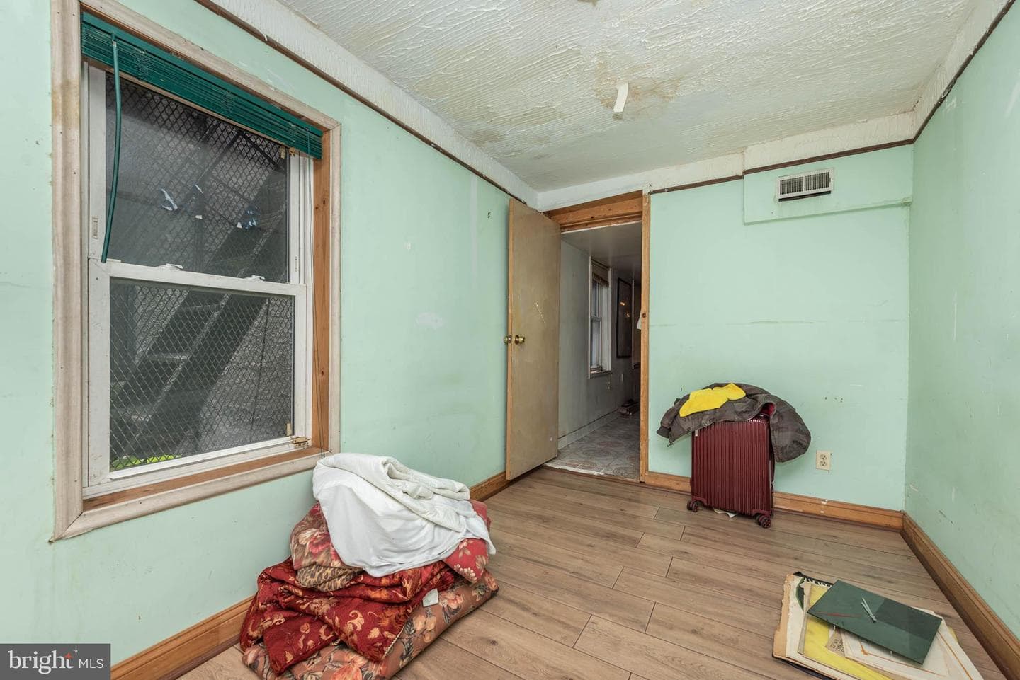 212 W Saratoga Street photo 19