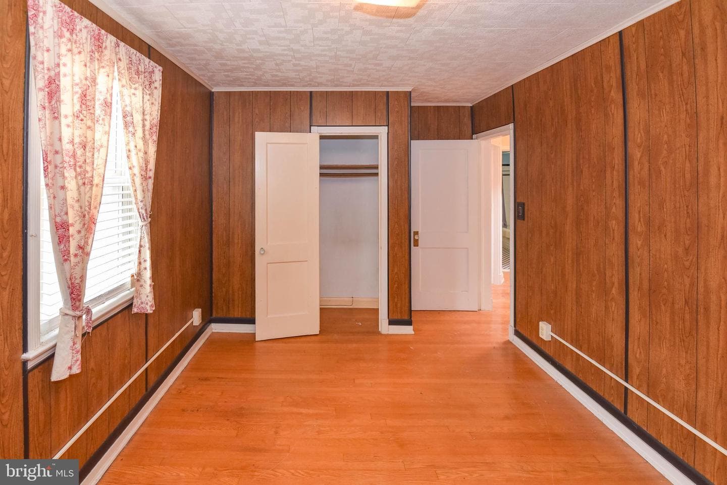 4639 Harcourt Rd photo 32