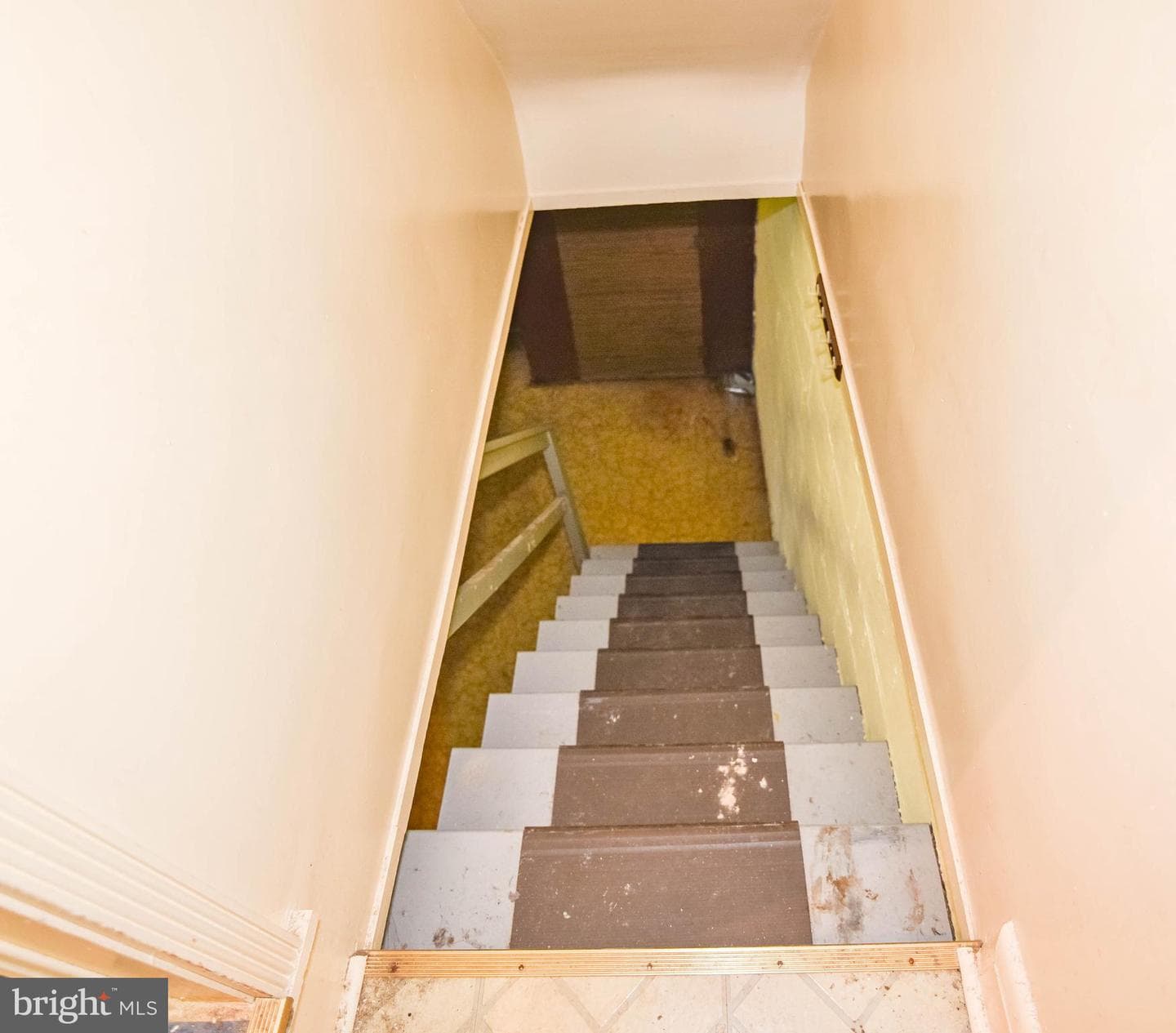 4639 Harcourt Rd photo 40