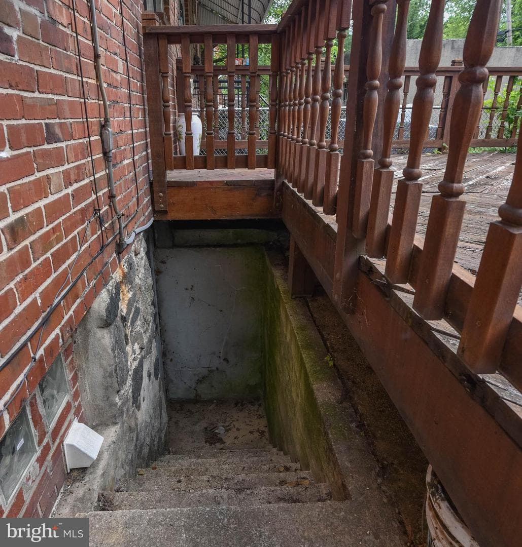 4639 Harcourt Rd photo 6