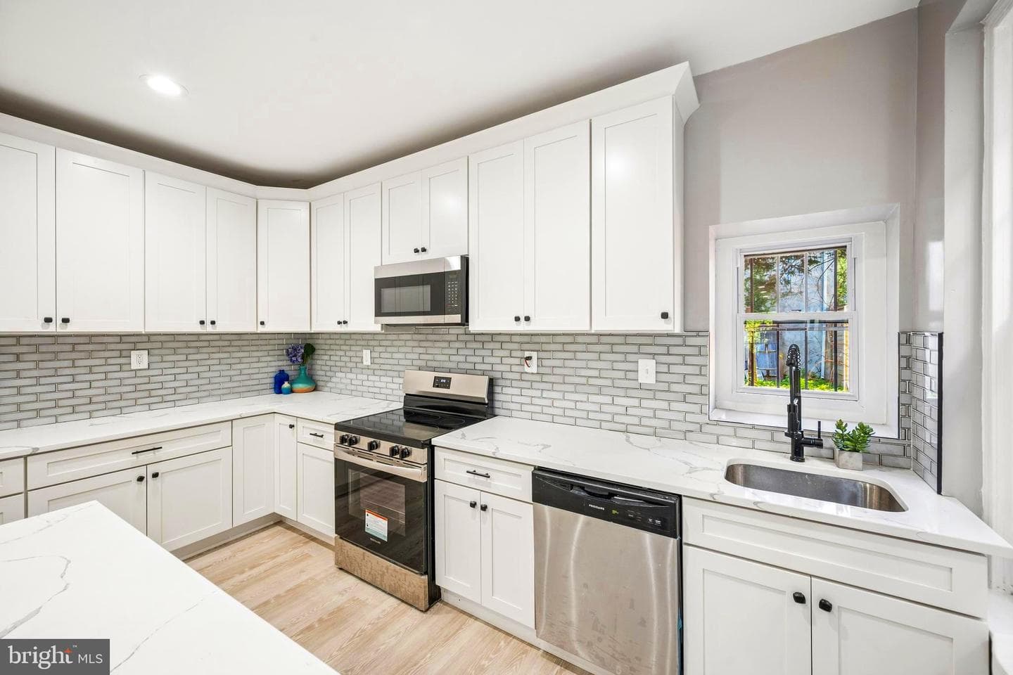 1626 Hollins Street photo 15