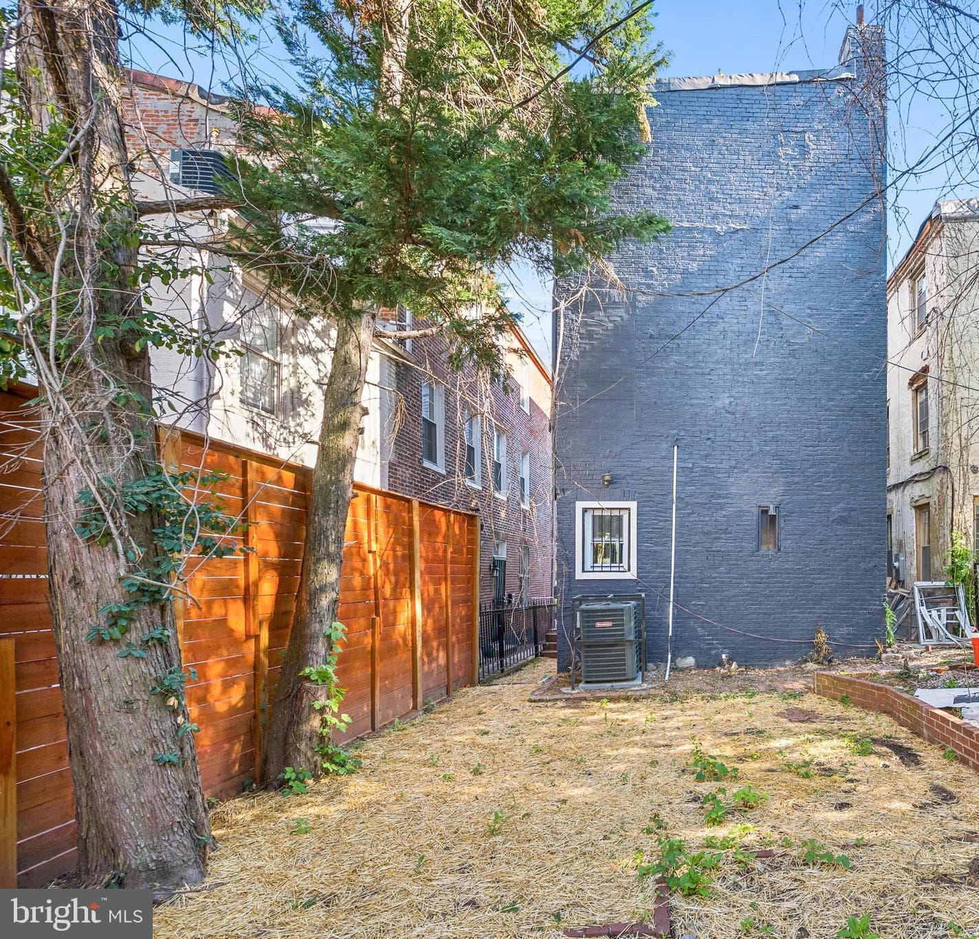 1626 Hollins Street photo 42
