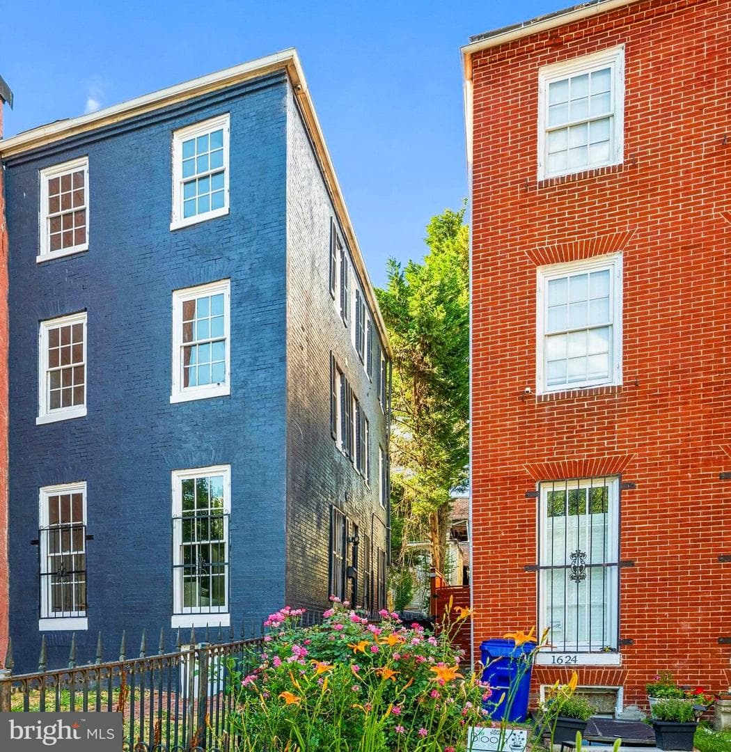 1626 Hollins Street photo 50
