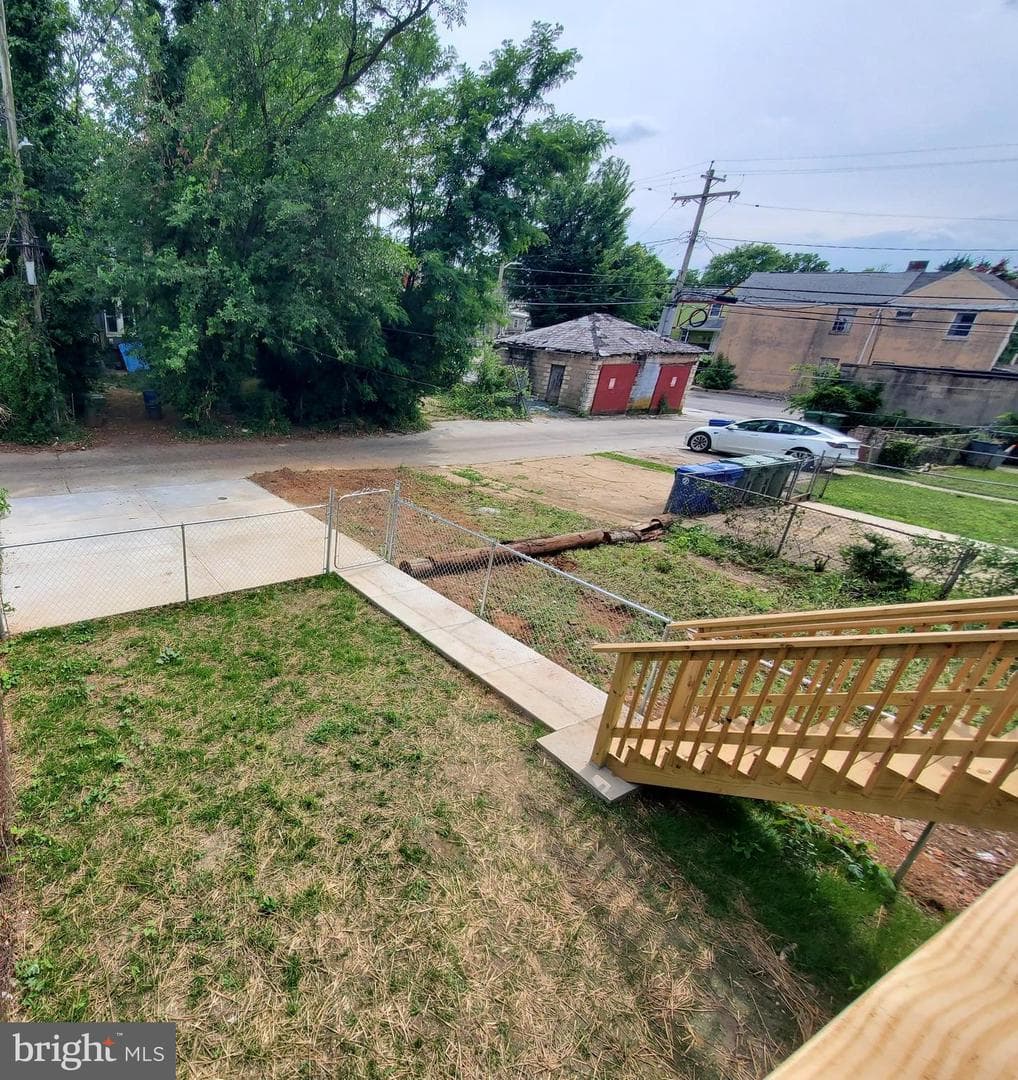 2861 W Garrison Avenue photo 46