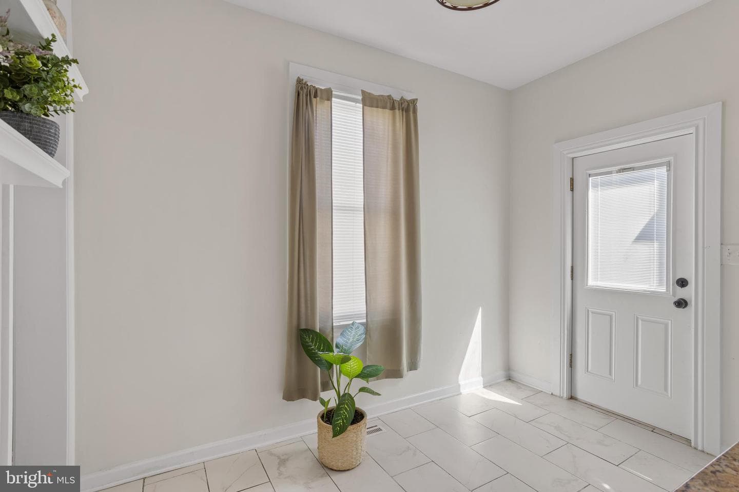 4409 Kathland Avenue photo 30