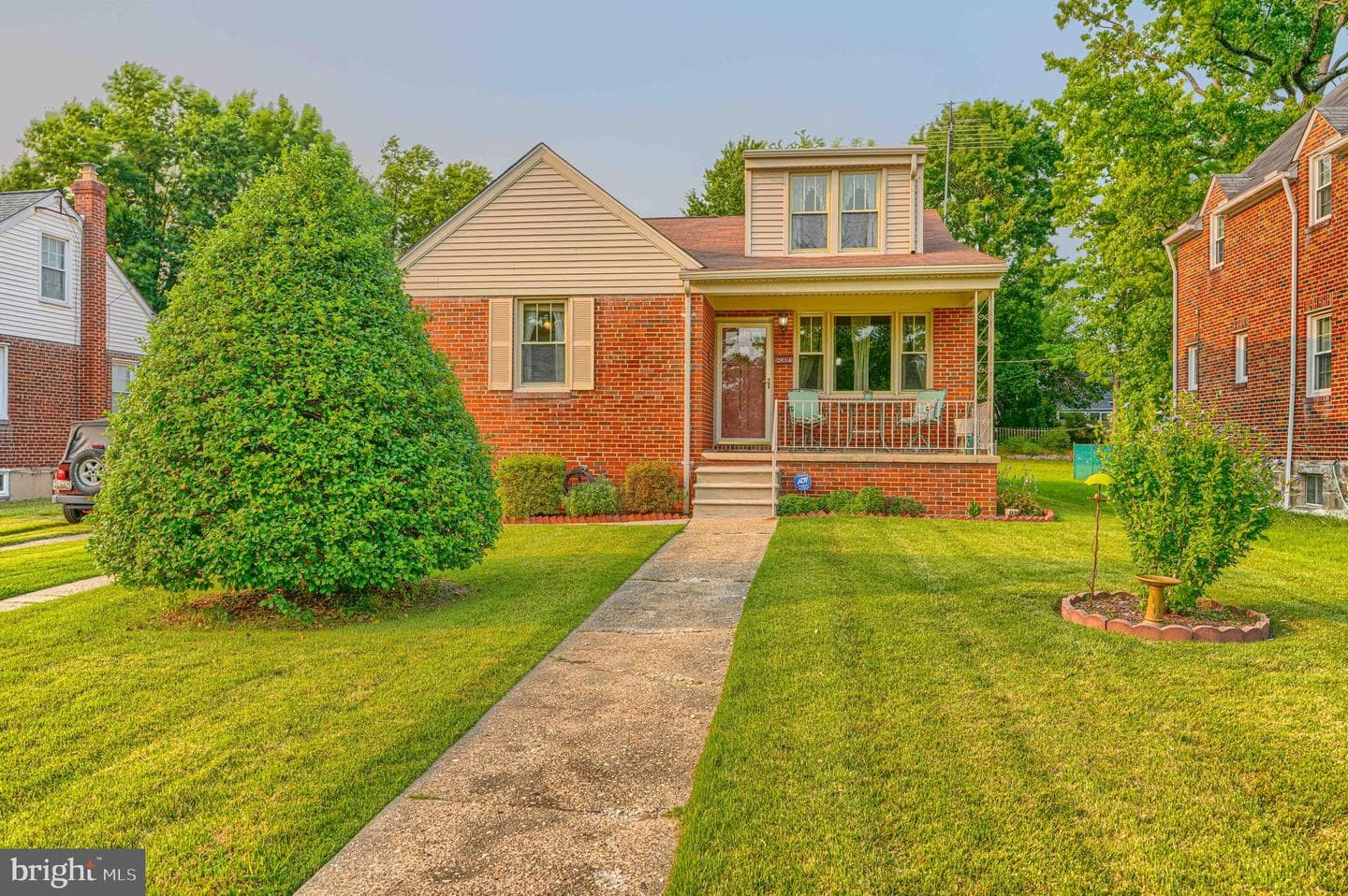 2814 Chesley Avenue photo 3