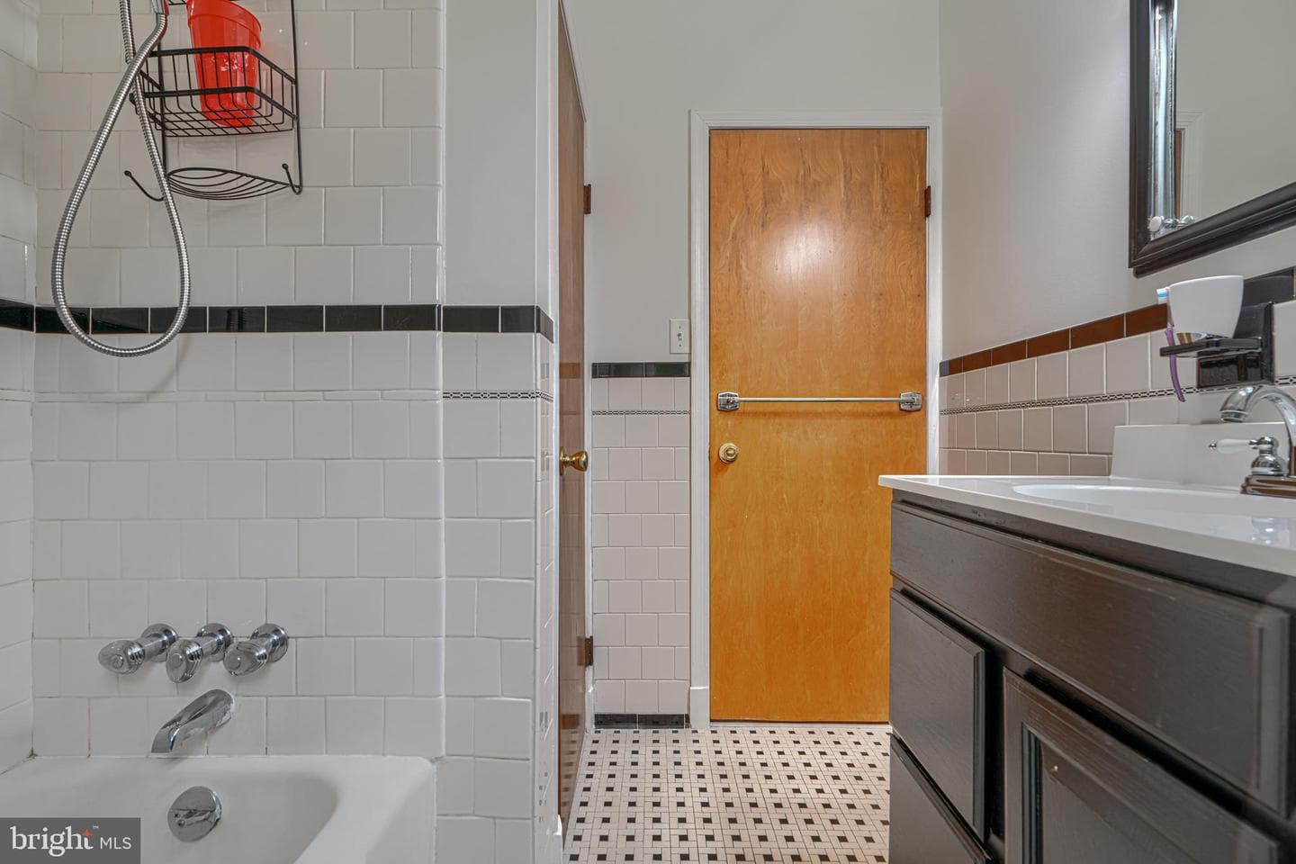2814 Chesley Avenue photo 30