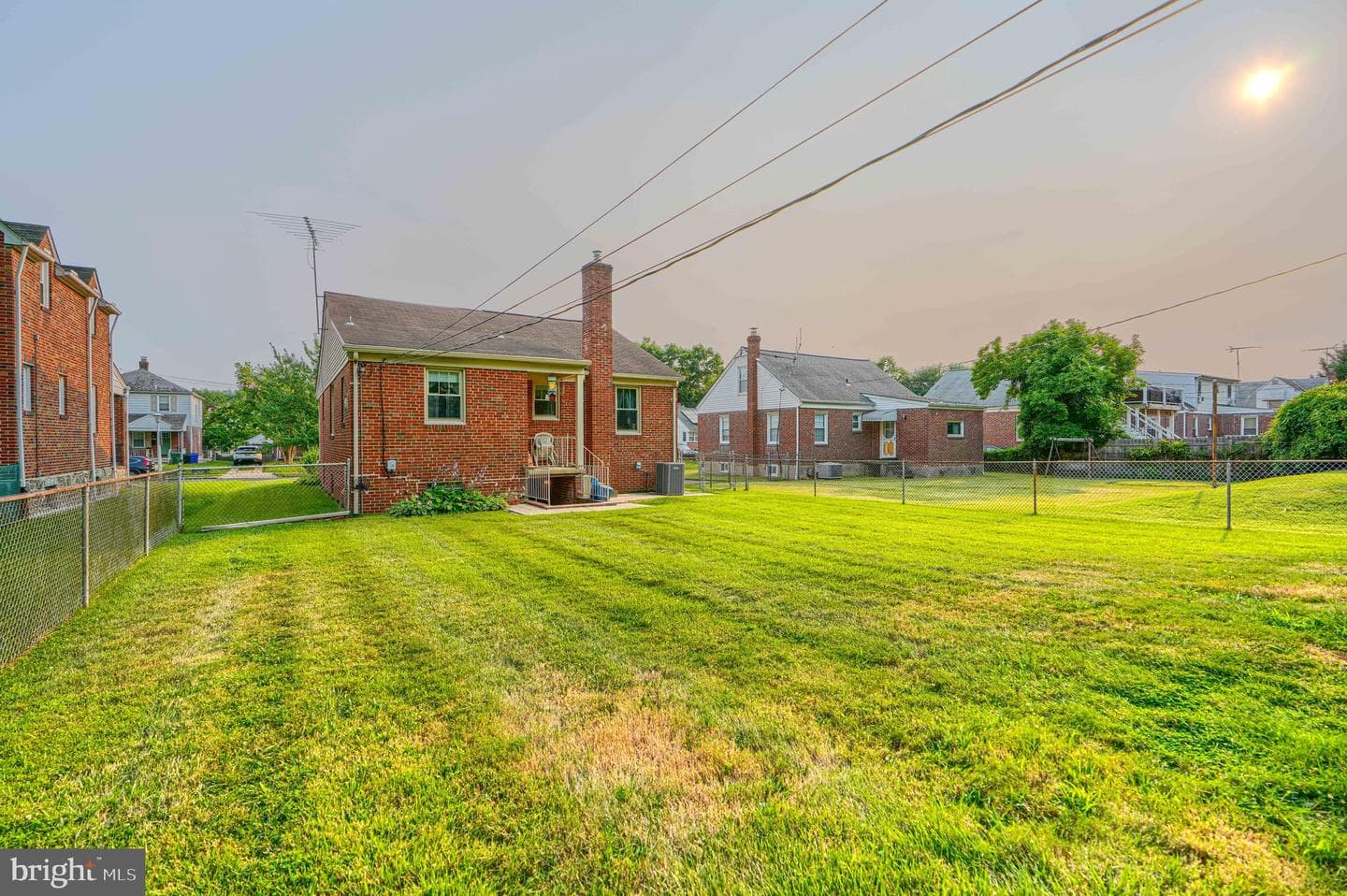 2814 Chesley Avenue photo 53