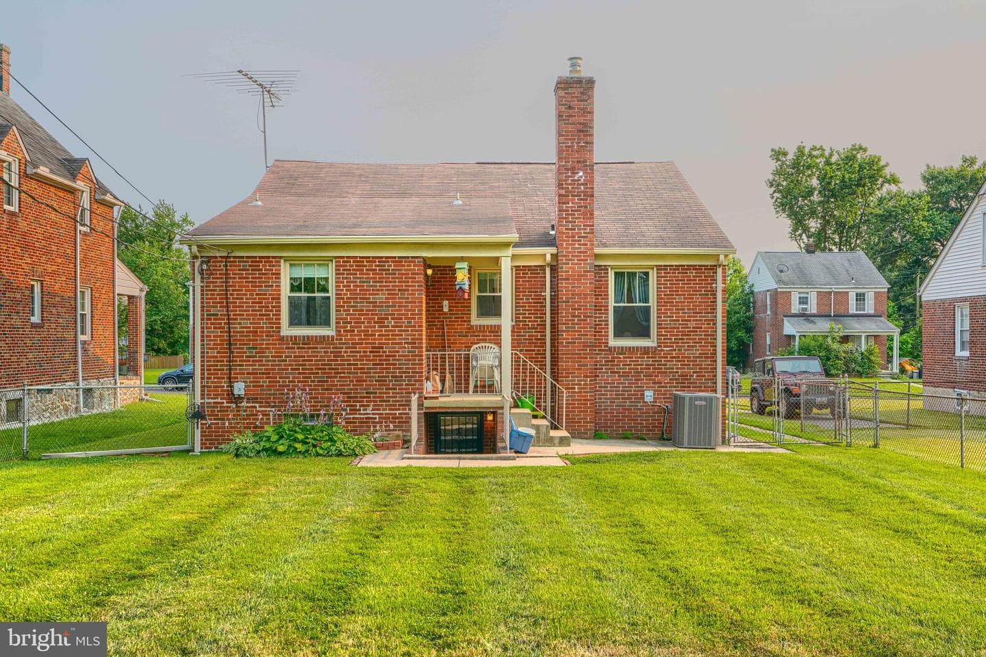2814 Chesley Avenue photo 55